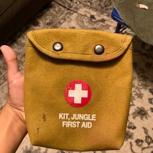 Reproduction jungle first aid pouch